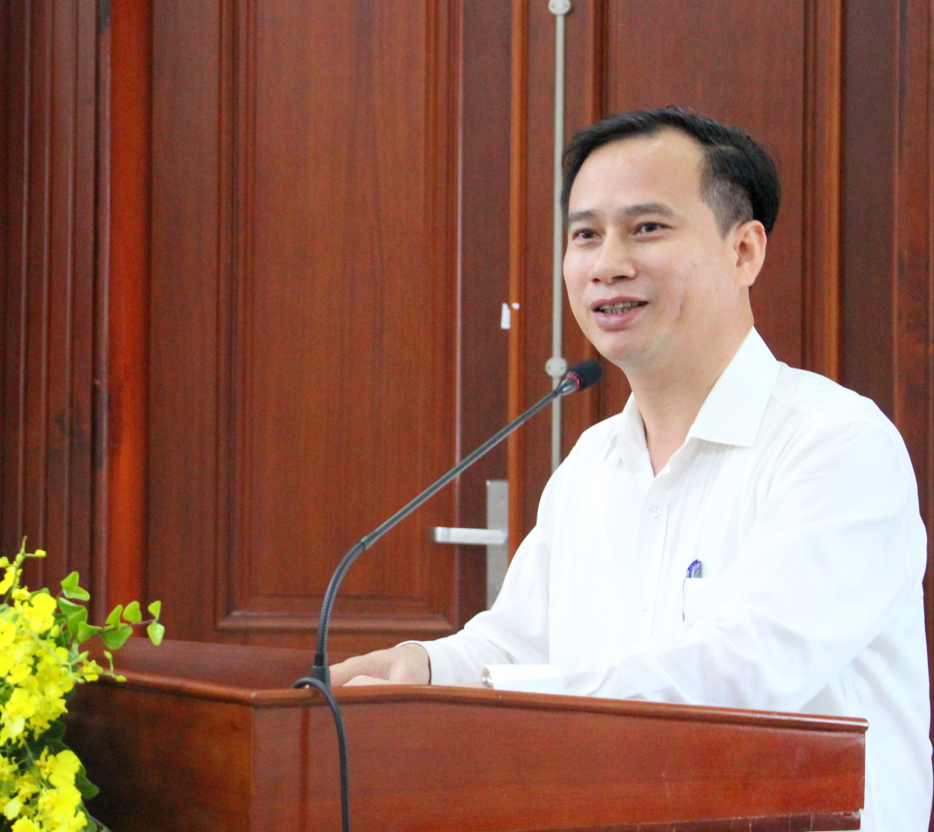 “Nguyễn Trung Hiếu - nhà giáo, nhà nghiên cứu, nghệ sĩ tài hoa và nhân cách”